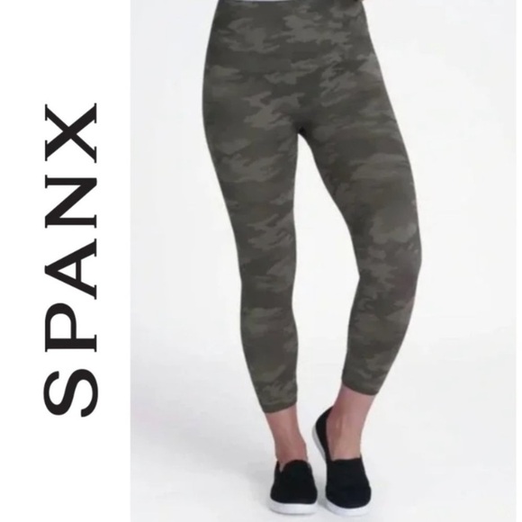 SPANX Leggings Womens Small Look At Me Now High Rise Camo Shaping Cropped Green - Picture 1 of 3